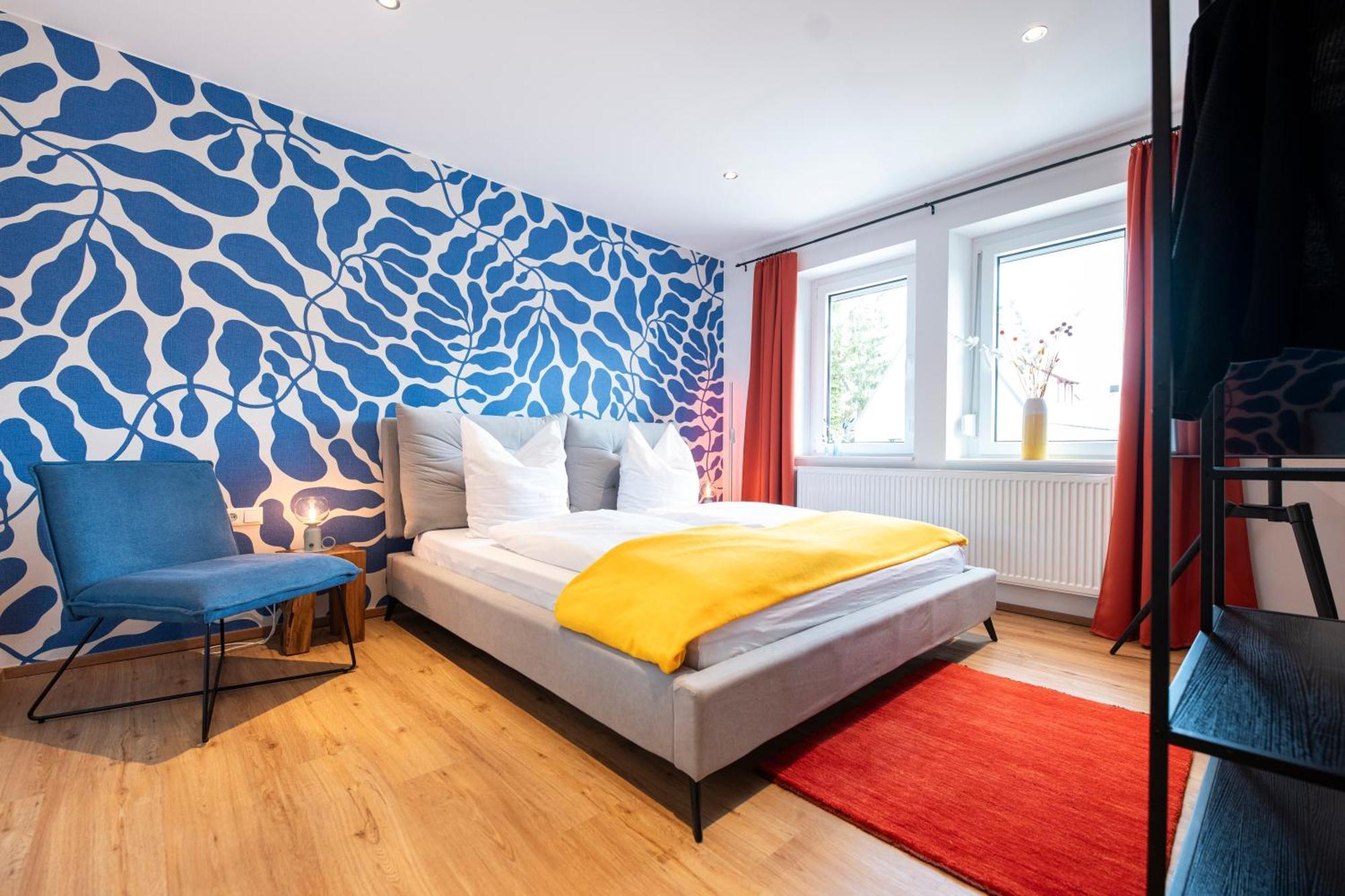 Bunter Hund Apartments - Zentrales Apartment, Parkplatz, Wintergarten, Kinderzimmer Ротенбург-на-Таубере Экстерьер фото