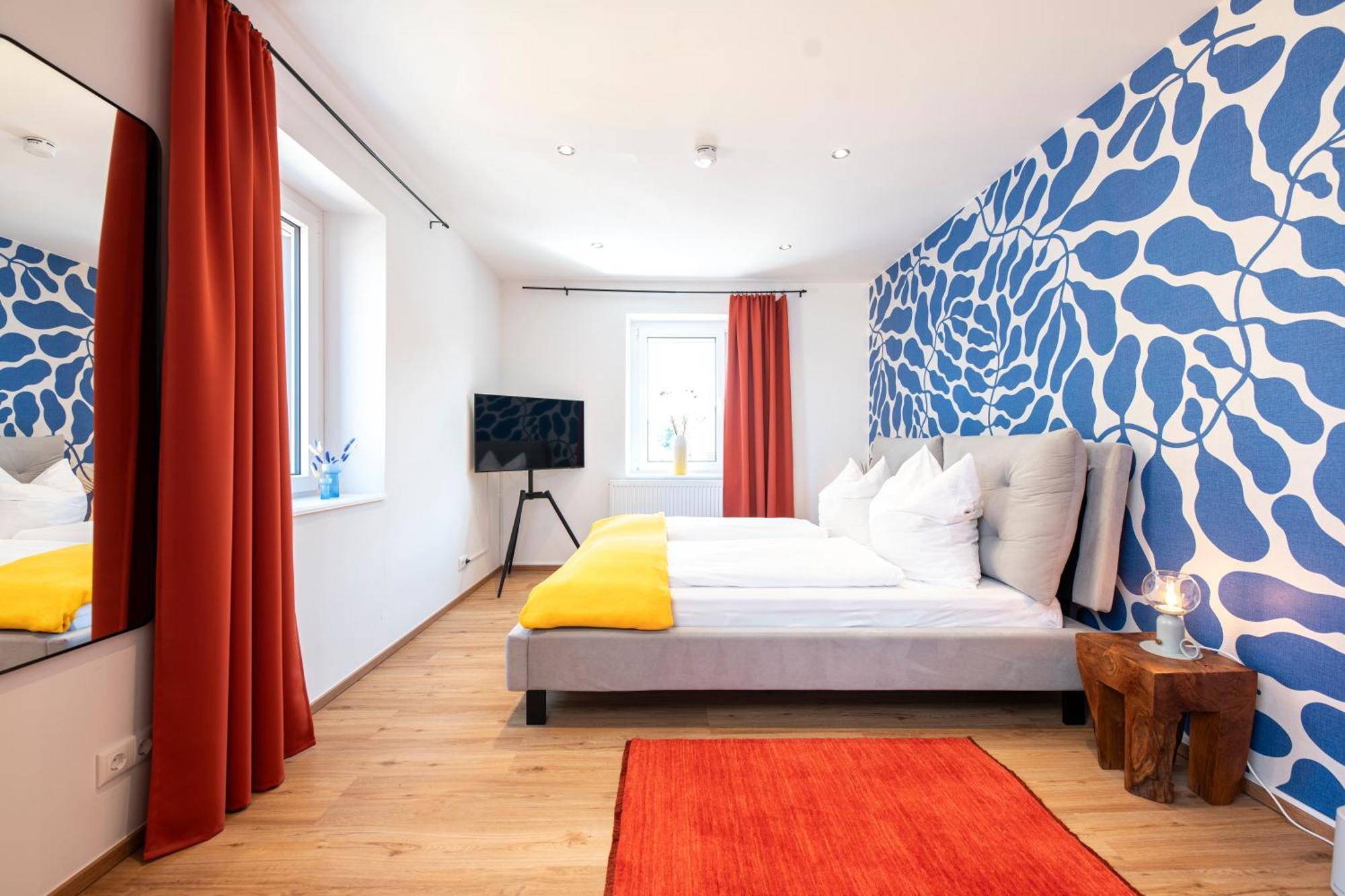 Bunter Hund Apartments - Zentrales Apartment, Parkplatz, Wintergarten, Kinderzimmer Ротенбург-на-Таубере Экстерьер фото