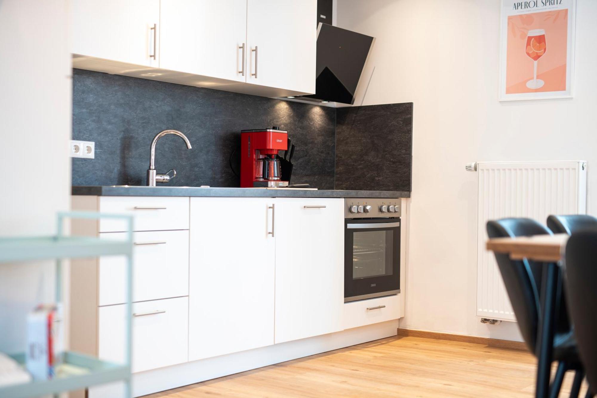 Bunter Hund Apartments - Zentrales Apartment, Parkplatz, Wintergarten, Kinderzimmer Ротенбург-на-Таубере Экстерьер фото